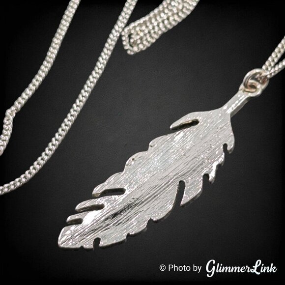 Large Delicate Rhinestone Feather Silver Tone Pendant Necklace - Picture 9 of 13